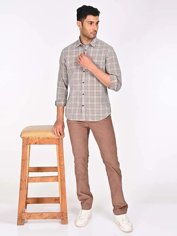 Indian Terrain Men's Regular Fit Full Sleeve Checkered Grey Shirt